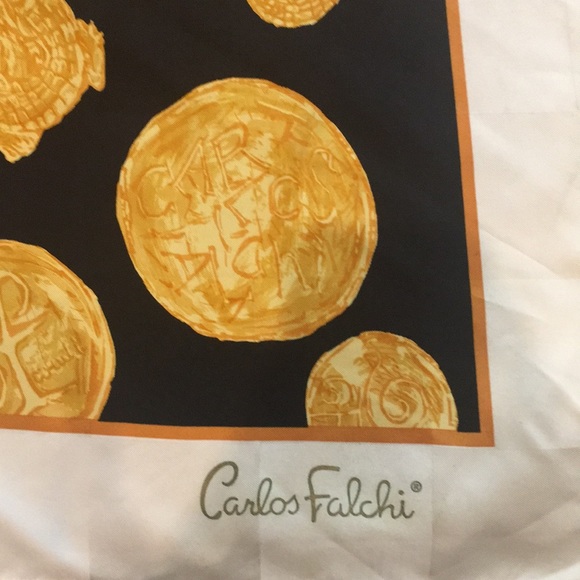 Carlos Falchi scarf - Picture 2 of 5